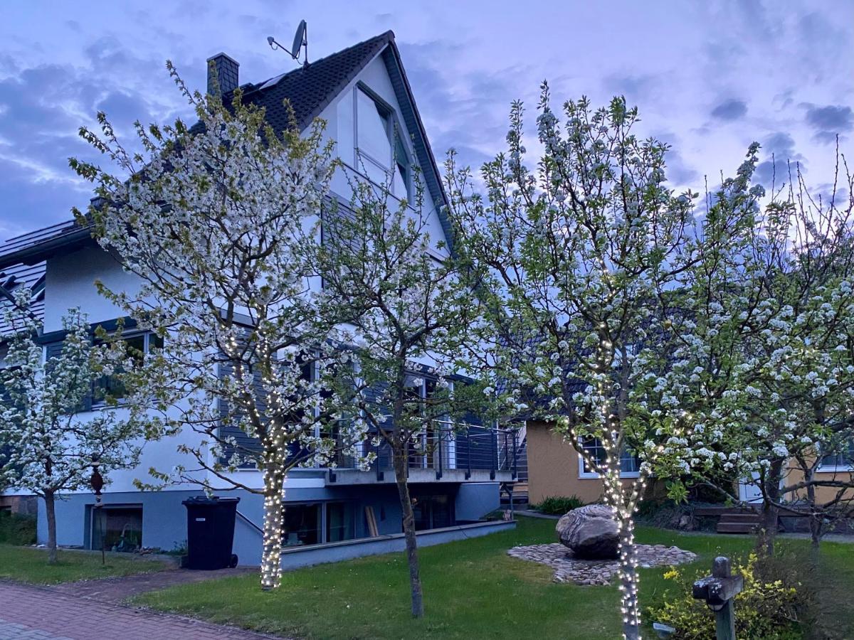 Hotel Am Mueritz-Nationalpark Варен Екстериор снимка